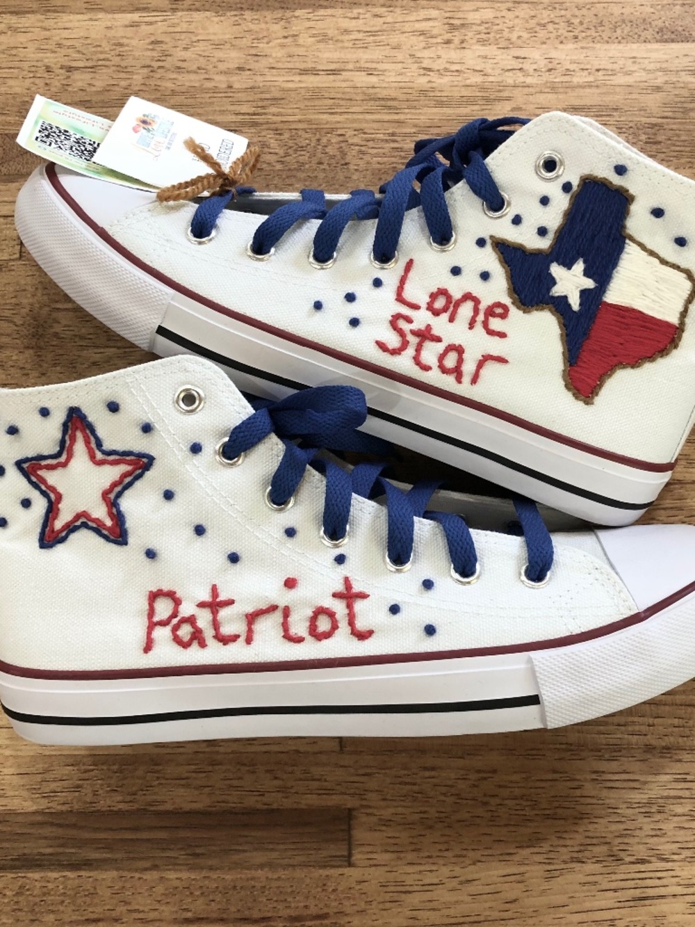 Texas Hand Embroidered Sneakers White Red Blue Women’s Size 8